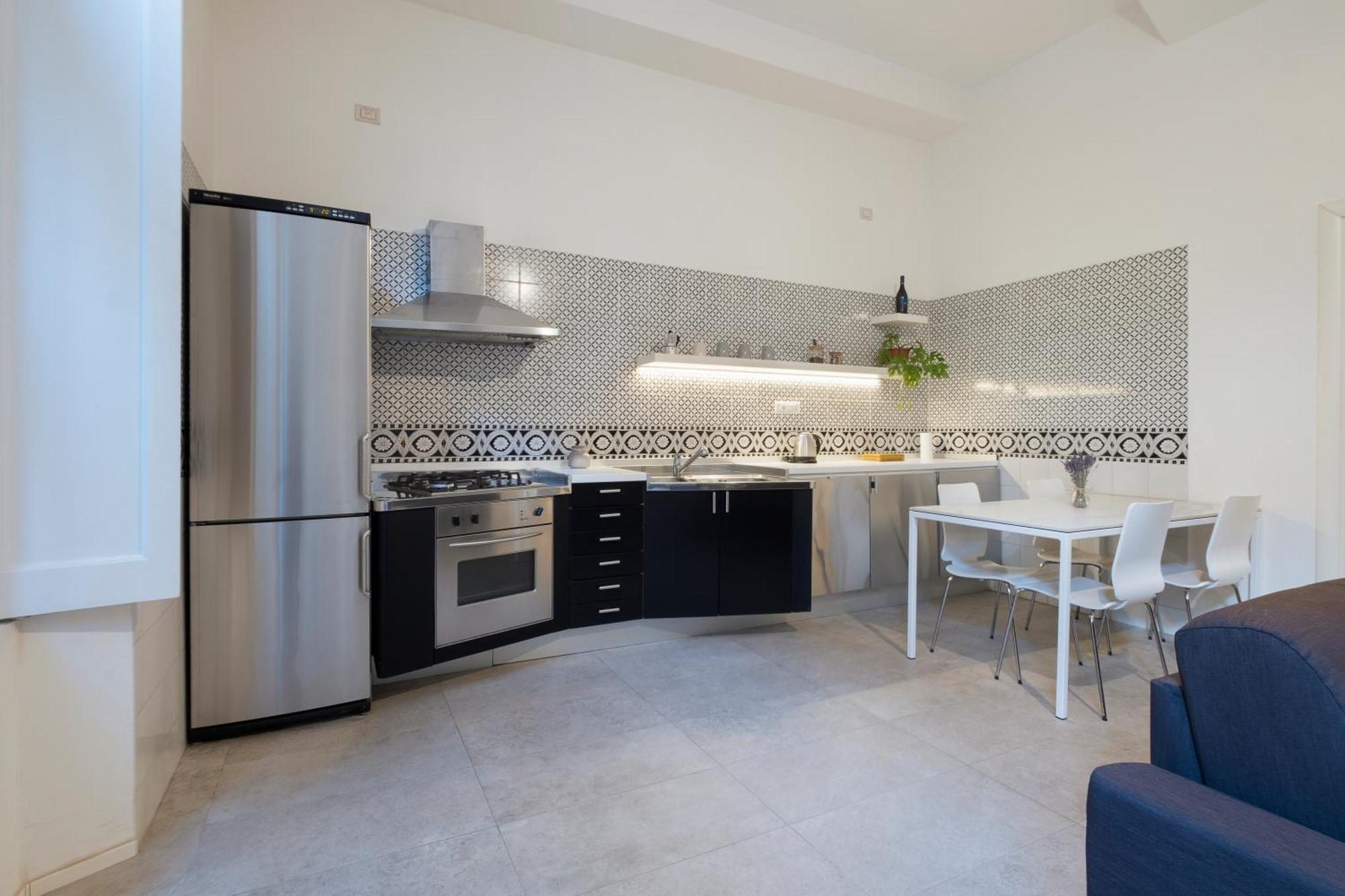 Homemi Arco Della Pace Apartment — Photos 1
